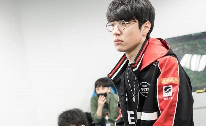 时引进大马 时引进大马