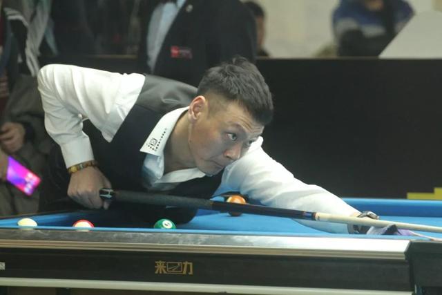 下巴与锐利 下巴与锐利