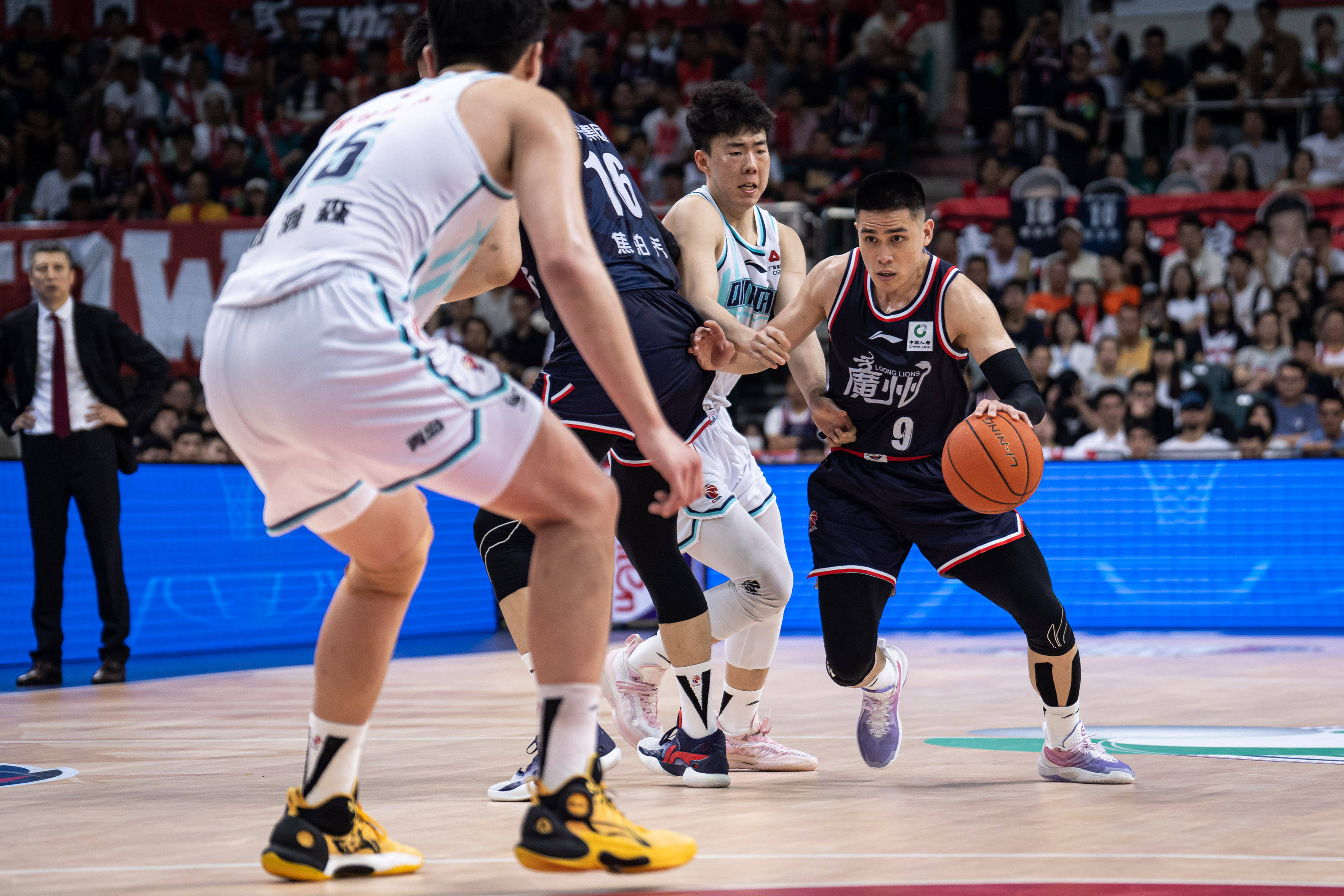 与不在场时 与不在场时